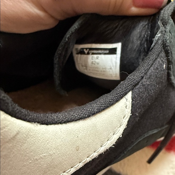 Vivobarefoot Black and White Sneakers Size 9 - Picture 8 of 8